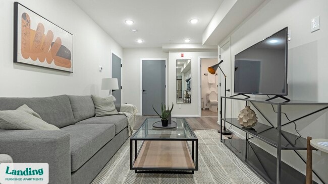 4415 Chestnut St unit 407, Philadelphia, PA 19104 - photo 3