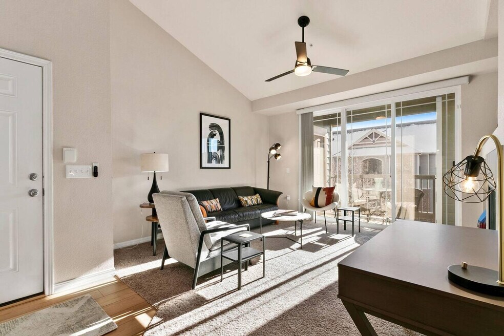 2133 Krisron Rd unit ID1013088P, Fort Collins, CO 80525 - photo 1