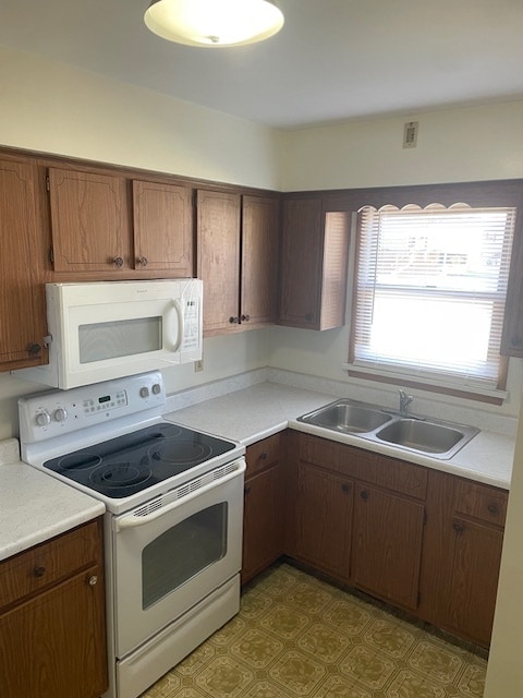 2805 Glenwood Ave unit Apartment 8, Moundsville, WV 26041 - photo 1