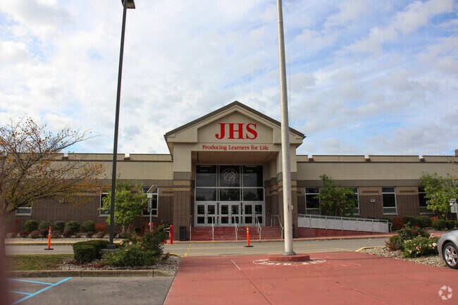 Niche ranks Jeffersonville High School as the 4th-best school in the county.