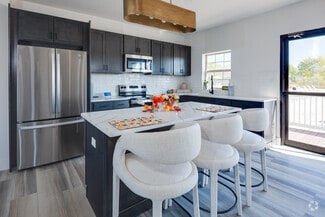 8201 Polo Club Dr, Merrillville, IN 46410