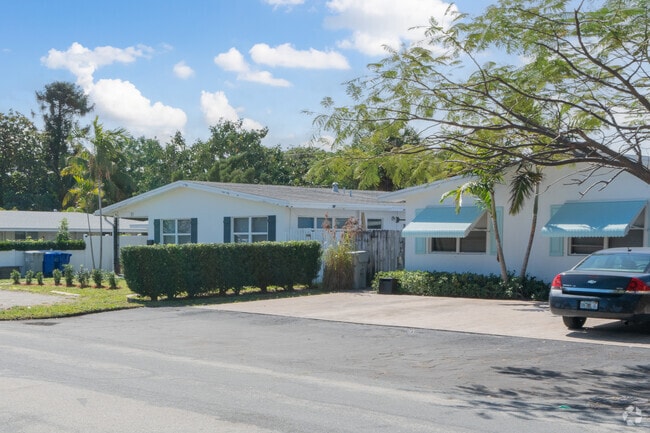A row of homes in the Blanche Ely neighborhood of Pompano Beach.