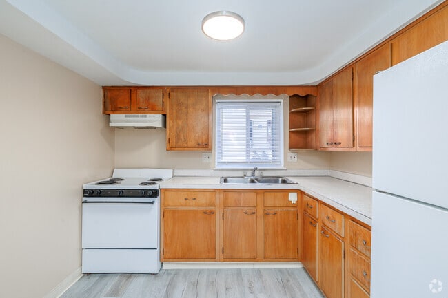 1BR, 1BA - Kitchen