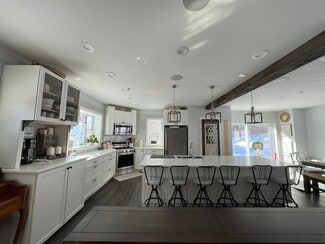 41 Zapora Dr Unit 1, Hooksett, NH 03106