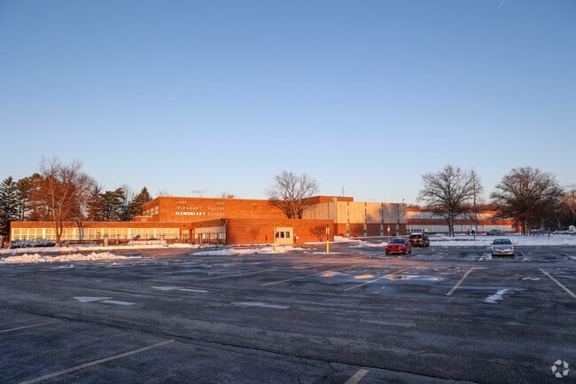Pleasant Valley Elementary School, Parma