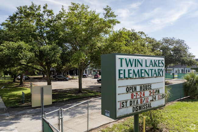 Twin Lakes Elementary students wear mandatory uniforms.