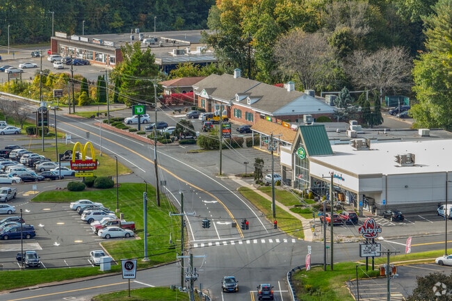 Residents of Pratts Corner can find easy access to local supermarkets and fast food chains.