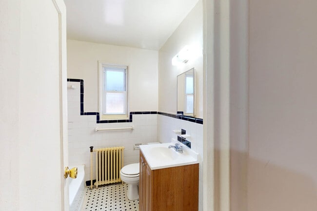 River Terrace Gardens, River Edge, NJ 07661 - photo 6