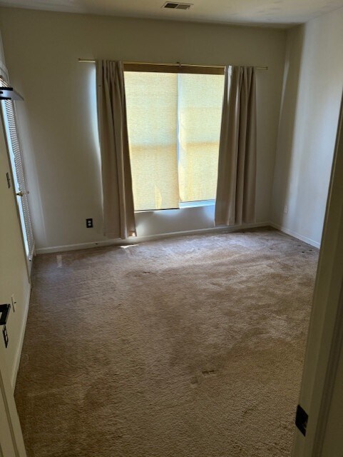 3741 S Wayne Rd unit Fountainplace, Wayne, MI 48184 - photo 3