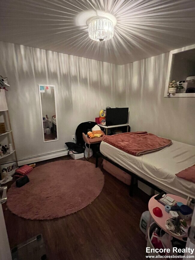 153 Salem St unit 13, Boston, MA 02113 - photo 2