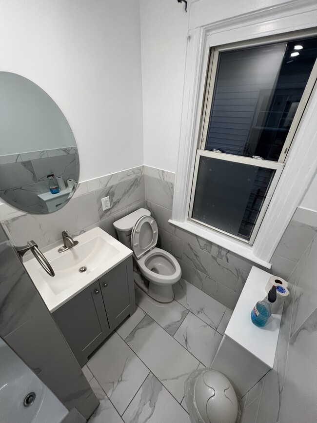 10719 90th St unit Ozone Park second fl, Ozone Park, NY 11417 - photo 7