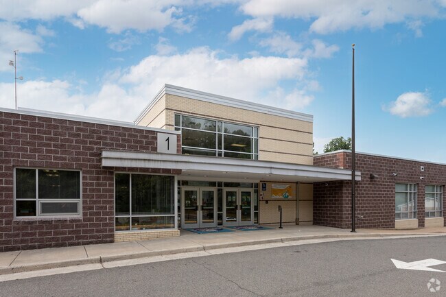 Students of Annandale Enjoy the quality education offered by Beech Tree Elementary School.