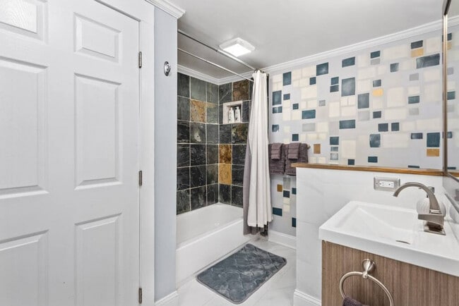 657 McGruder St NE unit ID1366947P, Atlanta, GA 30312 - photo 7