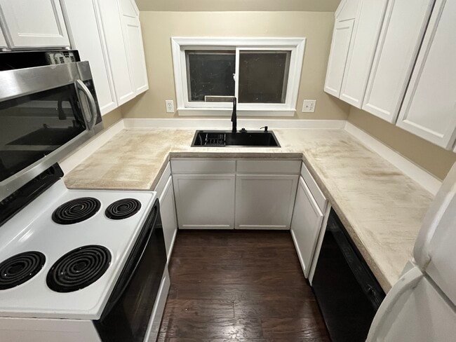 16 4th St, Mount Clemens, MI 48043 - photo 7