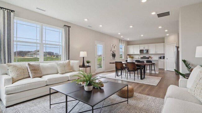 11230 N Greenthread Dr, Monrovia, IN 46157 - photo 6