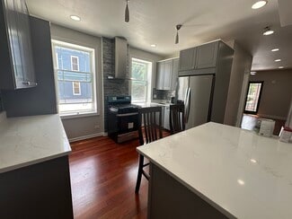 2216 W Belmont Ave, Chicago, IL 60618