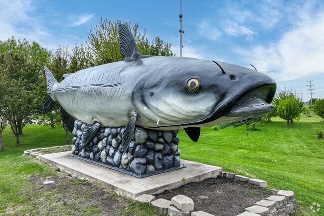 Wahpeton is home to Wahpper, the world's largest catfish.