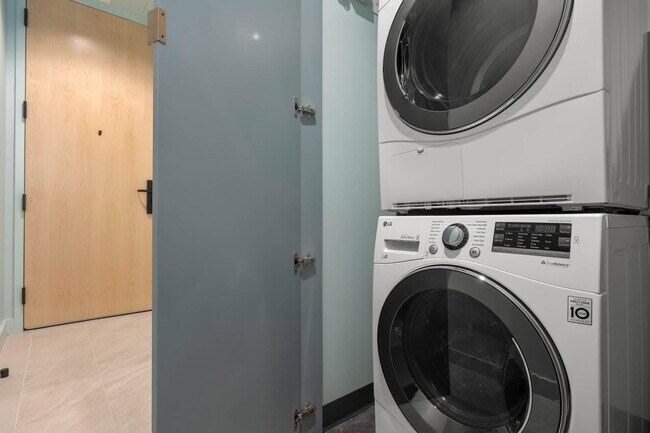 6401 Wilshire Blvd unit 1504, Los Angeles, CA 90048 - photo 6