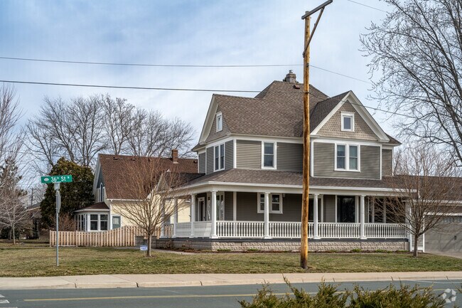 Many historic homes are scattered throughout Lake Elmo.