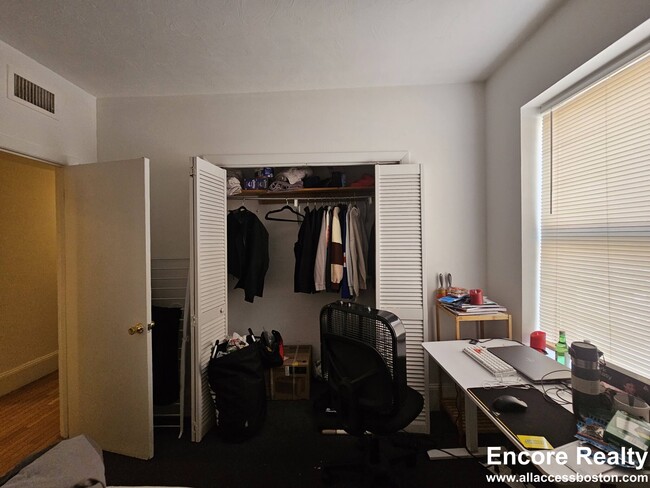 880 Huntington Ave unit 878-2, Boston, MA 02115 - photo 5