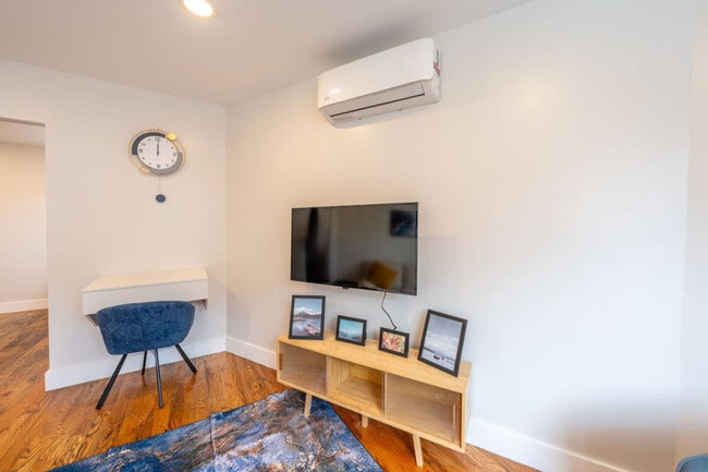 33 Adams St unit ID1357412P, Newark, NJ 07105 - photo 4