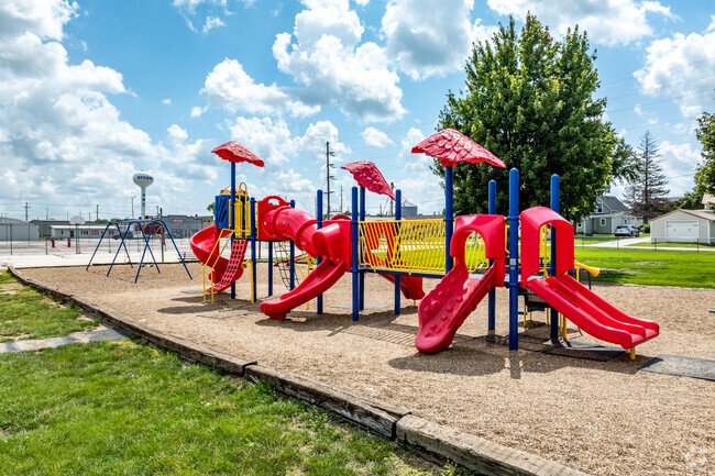 The adjacent playground ensures plenty of fun during recess.