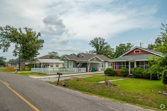 Rows of small cottages line the streets along one of Montz's main streets.