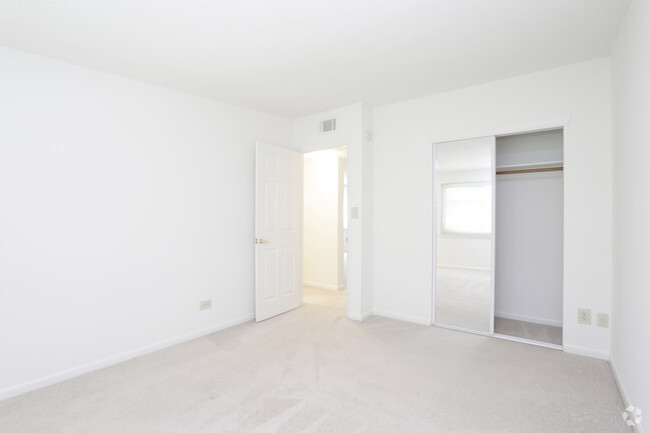 2 Bedroom - Master Bedroom