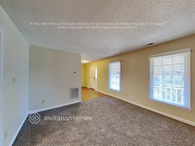 1501 Pycroft Ct, Durham, NC 27703 - photo 4