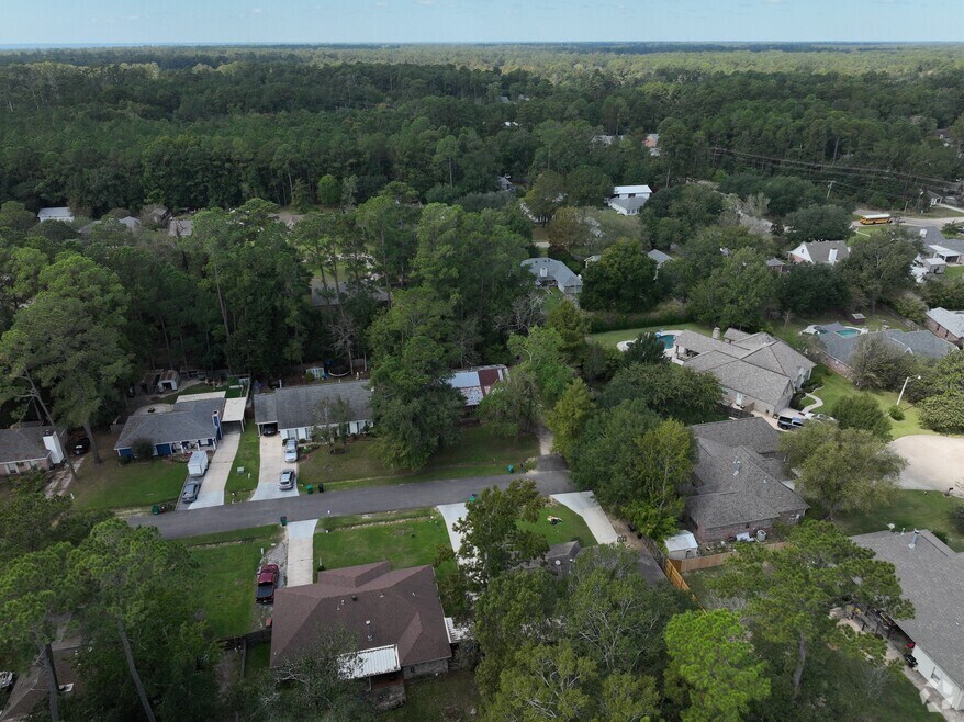 2340 Tortoise Dr, Mandeville, LA 70448 - photo 2