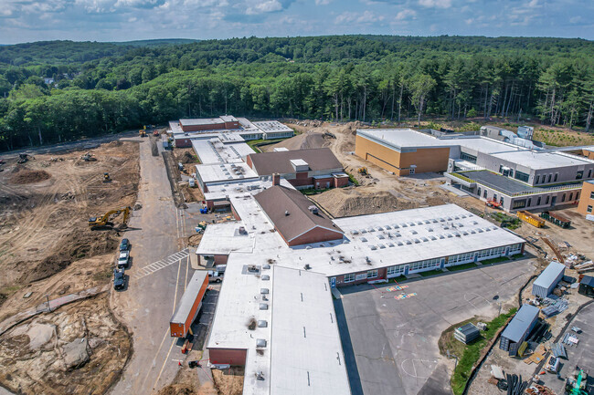 David Mindess Elementary School under construction in Ashland.
