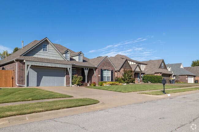 There are newer homes available for residents looking to make a move to Bixby.