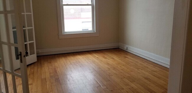 210 S Michigan Ave unit B, Big Rapids, MI 49307 - photo 4