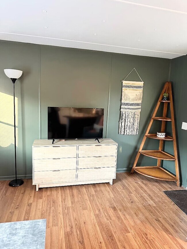 4414 Holly Leaf Rd, Ramseur, NC 27316 - photo 7