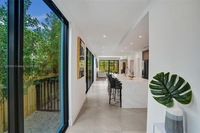 3645 SW 1st Ave, Miami, FL 33145 - photo 5