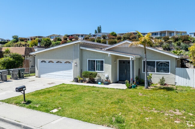 A well-maintained ranch style home near manufactured home park in Palomar Estates.