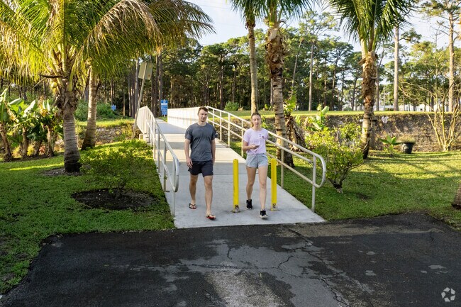 The Golfview Harbour neighborhood in Boynton Beach, FL has access to many local parks.