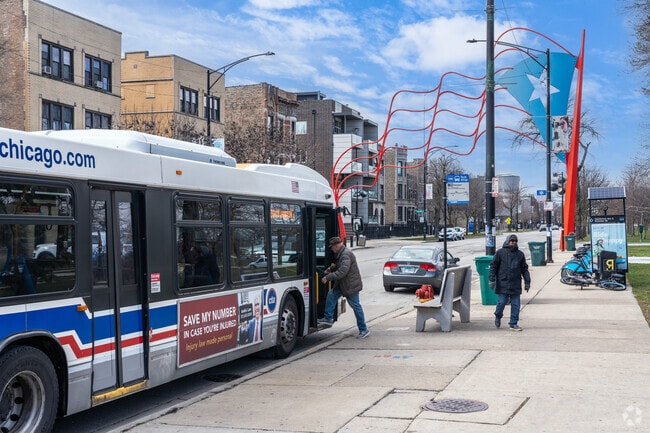 Residents of Humboldt Park have easy access to several CTA bus routes.