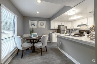 4907 Cloverlane St, Ypsilanti, MI 48197