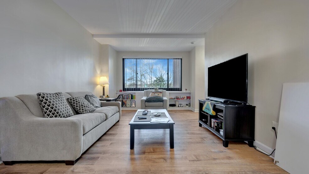 River Place South unit 229, Arlington, VA 22209 - photo 1