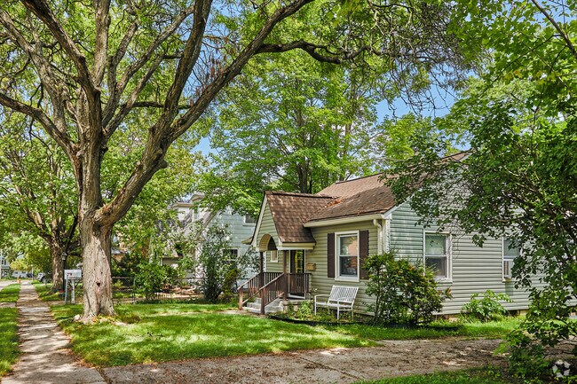 Cozy bungalows reside under the shade of giant oak trees throughout Vet's Park Triangle.