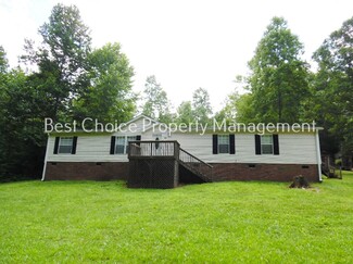 107 Redding Rd, Slater-Marietta, SC 29661
