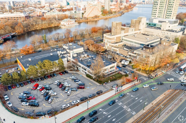 Boston University Academy is a private high school operated by Boston University.