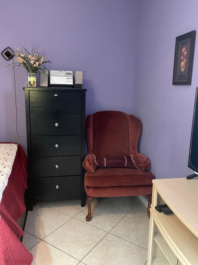 20300 SW 116th Ave unit Studio, Miami, FL 33189 - photo 3