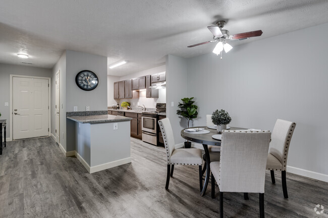 2 BR, 2 BA