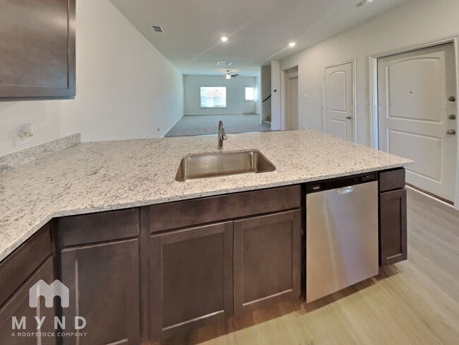 8213 Columbia Fls Rd, Ponder, TX 76259 - photo 3