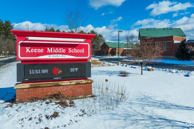Keene Middle School has an overall Niche grade of C.