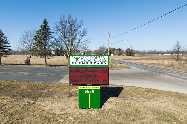 Ruth McGregor Elementary Sign