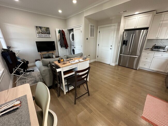 19 Bostonia Ave unit 4, Brighton, MA 02135 - photo 4