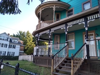 261 Maple St Unit 3rd Floor, New Britain, CT 06051